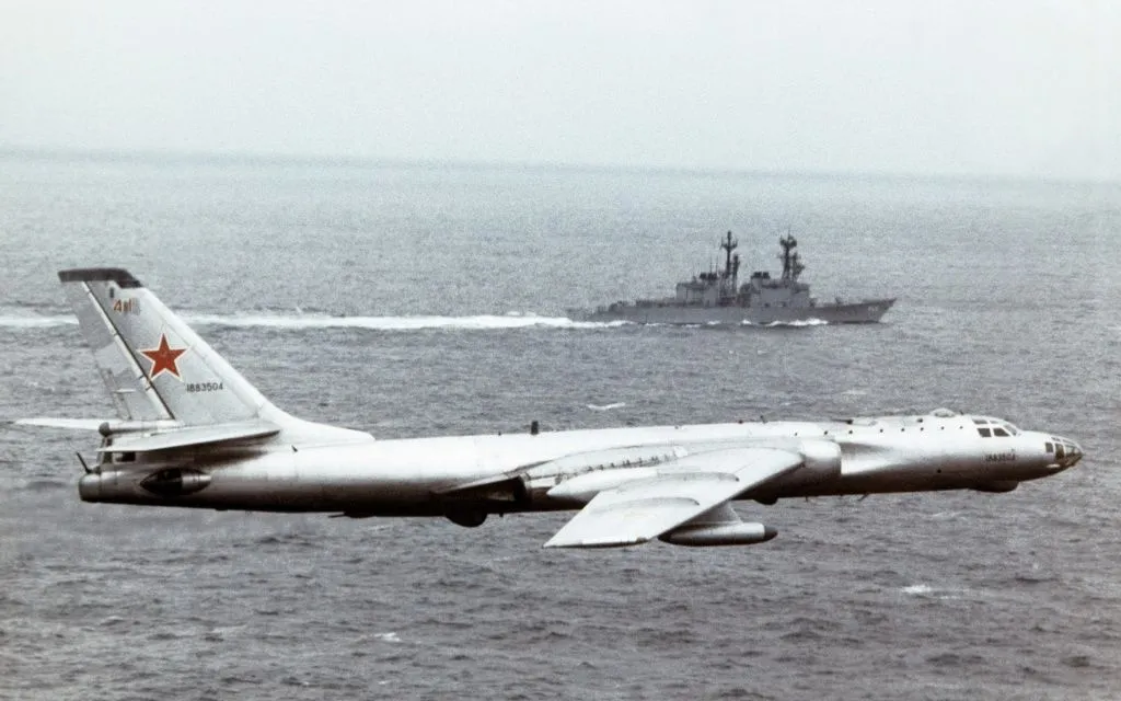 Ту-16Р.jpg